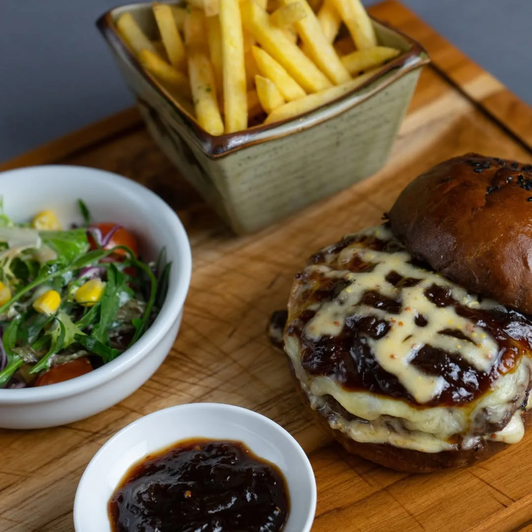 Baldwin's Bistro, Street 240 — the Signature Burger, 200 grams of beef on a homemade bun